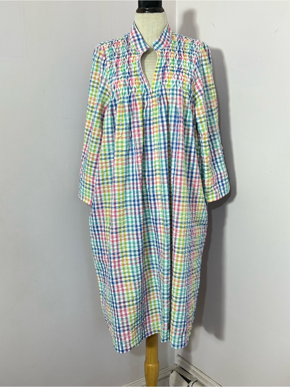 Metropolitan Rainbow Seersucker Midi House Coat Mumu Medium